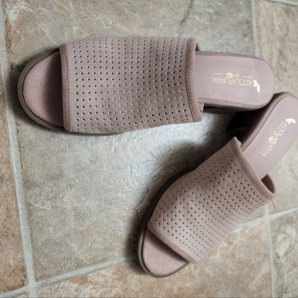 EUC koohlaburra by UGG block sandals - Picture 5 of 5